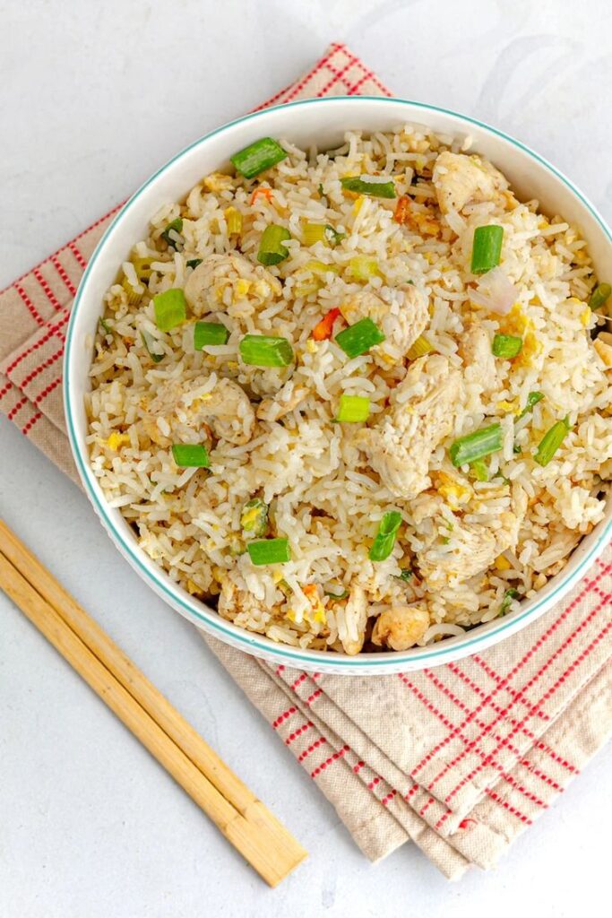 Riz frit classique aux légumes _ Cuisinez _ Télé-Québec